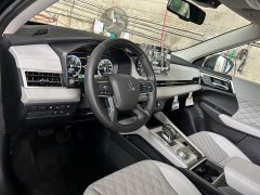 New 2025  Mitsubishi Outlander Plug-In Hybrid SEL S-AWC at Camacho Mitsubishi near Palmdale, CA