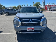 New 2026  Mitsubishi Outlander SE FWD at Camacho Mitsubishi near Palmdale&comma; CA