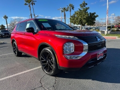  2022 Mitsubishi Outlander SE FWD at Camacho Mitsubishi near Palmdale&comma; CA