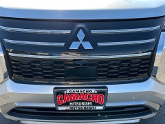 Used 2025  Mitsubishi Outlander SE FWD at Camacho Mitsubishi near Palmdale&comma; CA