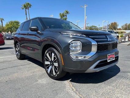 New 2025 Mitsubishi Outlander SE FWD at Camacho Mitsubishi near Palmdale, CA