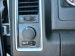 Used 2024  Ram 1500 Classic 4WD Warlock Crew Cab 5'7" Box at Camacho Mitsubishi near Palmdale&comma; CA
