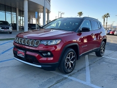 Used 2025  Jeep Compass Limited 4x4 at Camacho Mitsubishi near Palmdale&comma; CA