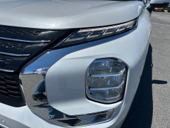 Used 2024  Mitsubishi Outlander SE FWD at Camacho Mitsubishi near Palmdale&comma; CA