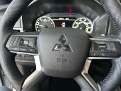 New 2026  Mitsubishi Outlander FWD at Camacho Mitsubishi near Palmdale&comma; CA