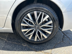 Used 2024  Nissan Altima 2&period;5 SV Sedan at Camacho Mitsubishi near Palmdale&comma; CA