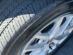 Used 2024  Chevrolet Equinox AWD 4dr LT w&sol;1LT at Camacho Mitsubishi near Palmdale&comma; CA