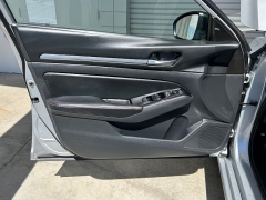 Used 2024  Nissan Altima 2&period;5 SR Sedan at Camacho Mitsubishi near Palmdale&comma; CA