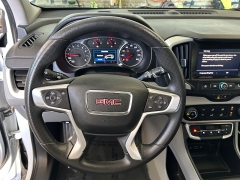 Used 2024  GMC Terrain FWD 4dr SLE at Camacho Mitsubishi near Palmdale&comma; CA