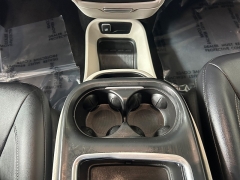 Used 2024  Chrysler Pacifica Touring L FWD at Camacho Mitsubishi near Palmdale&comma; CA