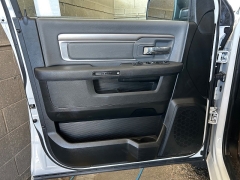 Used 2024  Ram 1500 Classic 2WD SLT Quad Cab 6'4" Box at Camacho Mitsubishi near Palmdale&comma; CA