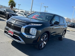 New 2026  Mitsubishi Outlander SE FWD at Camacho Mitsubishi near Palmdale&comma; CA