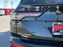 New 2026  Mitsubishi Outlander SE FWD at Camacho Mitsubishi near Palmdale&comma; CA
