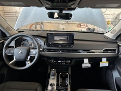 New 2025  Mitsubishi Outlander SE FWD at Camacho Mitsubishi near Palmdale, CA