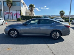 Used 2024  Nissan Altima 2&period;5 SV Sedan at Camacho Mitsubishi near Palmdale&comma; CA