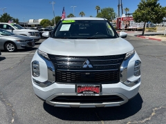 Used 2024  Mitsubishi Outlander SE FWD at Camacho Mitsubishi near Palmdale&comma; CA