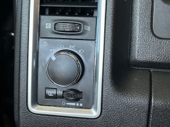 Used 2024  Ram 1500 Classic 2WD SLT Quad Cab 6'4" Box at Camacho Mitsubishi near Palmdale&comma; CA