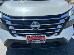 Used 2024  Nissan Rogue FWD SV at Camacho Mitsubishi near Palmdale&comma; CA