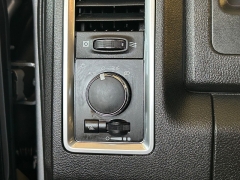 Used 2024  Ram 1500 Classic 2WD Warlock Crew Cab 5'7" Box at Camacho Mitsubishi near Palmdale&comma; CA