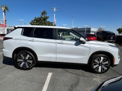 New 2025  Mitsubishi Outlander SE FWD at Camacho Mitsubishi near Palmdale, CA