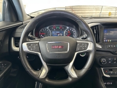 Used 2024  GMC Terrain FWD 4dr SLE at Camacho Mitsubishi near Palmdale&comma; CA