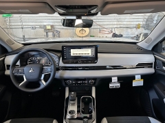 New 2025  Mitsubishi Outlander SE FWD at Camacho Mitsubishi near Palmdale, CA