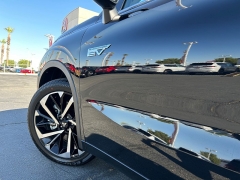 New 2025 Mitsubishi Outlander Plug-In Hybrid SEL S-AWC at Camacho Mitsubishi near Palmdale, CA
