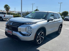 Used 2024  Mitsubishi Outlander SE S-AWC at Camacho Mitsubishi near Palmdale&comma; CA
