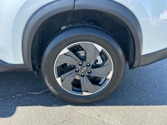 Used 2024  Nissan Rogue FWD SV at Camacho Mitsubishi near Palmdale&comma; CA