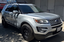 Used 2017  Ford Explorer 4d SUV 4WD Platinum at Camacho Mitsubishi near Palmdale&comma; CA
