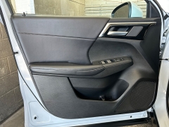 Used 2023  Mitsubishi Outlander Plug-In Hybrid SE S-AWC at Camacho Mitsubishi near Palmdale, CA