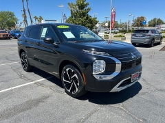  2024 Mitsubishi Outlander SE FWD at Camacho Mitsubishi near Palmdale&comma; CA