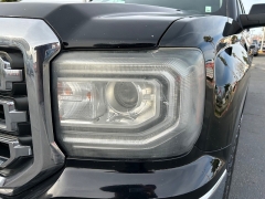 Used 2018  GMC Sierra 1500 2WD Crew Cab SLE at Camacho Mitsubishi near Palmdale&comma; CA