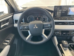 New 2026  Mitsubishi Outlander FWD at Camacho Mitsubishi near Palmdale&comma; CA