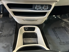Used 2023  Chrysler Pacifica Touring L FWD at Camacho Mitsubishi near Palmdale&comma; CA