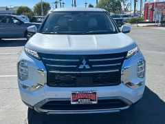 New 2026  Mitsubishi Outlander FWD at Camacho Mitsubishi near Palmdale&comma; CA