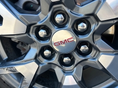 Used 2023  GMC Acadia AWD 4dr SLT at Camacho Mitsubishi near Palmdale&comma; CA