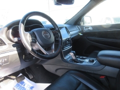 Used 2021 Jeep Grand Cherokee Limited 4x4 at Charbonneau Car Center near Dickinson, ND