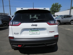 Used 2022 Jeep Cherokee Trailhawk 4x4 at Charbonneau Car Center near Dickinson, ND
