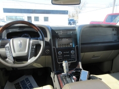 Used 2017 Lincoln Navigator 4d SUV 4WD Reserve at Charbonneau Car Center near Dickinson, ND