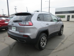 Used 2020 Jeep Cherokee 4d SUV 4WD Trailhawk 3.2L at Charbonneau Car Center near Dickinson, ND