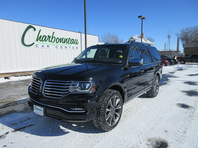 Used 2017  Lincoln Navigator 4d SUV 4WD Reserve at Charbonneau Car Center near Dickinson, ND