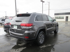 Used 2021 Jeep Grand Cherokee Limited 4x4 at Charbonneau Car Center near Dickinson, ND