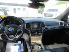 Used 2014 Jeep Grand Cherokee 4d SUV 4WD Overland at Charbonneau Car Center near Dickinson, ND
