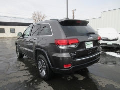 Used 2021 Jeep Grand Cherokee Limited 4x4 at Charbonneau Car Center near Dickinson, ND