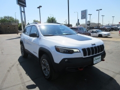 Used 2022 Jeep Cherokee Trailhawk 4x4 at Charbonneau Car Center near Dickinson, ND