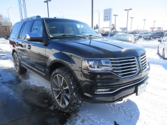 Used 2017 Lincoln Navigator 4d SUV 4WD Reserve at Charbonneau Car Center near Dickinson, ND