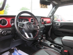 Used 2020 Jeep Wrangler Unlimited 4d SUV 4WD Rubicon at Charbonneau Car Center near Dickinson, ND