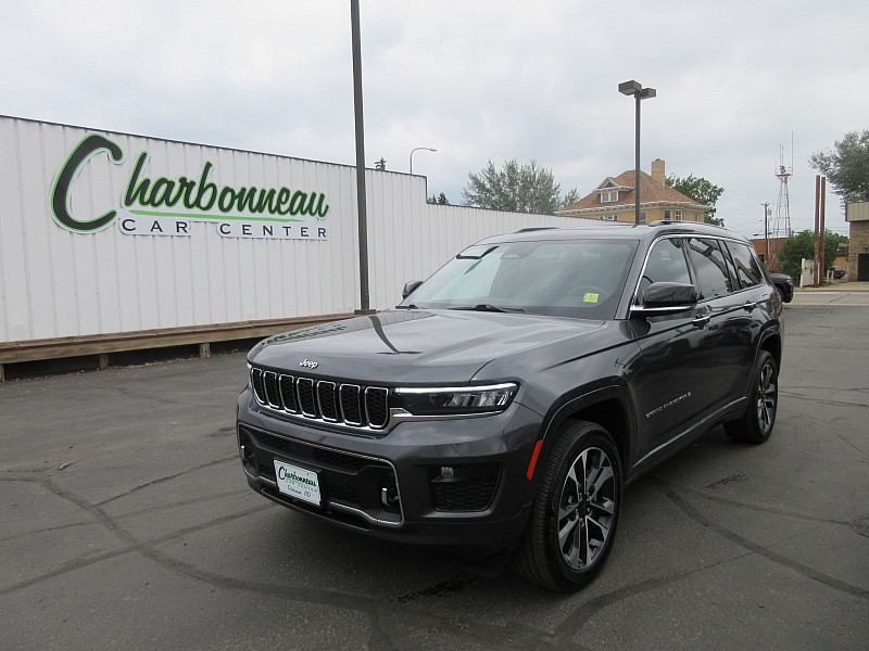Used 2021  Jeep Grand Cherokee L Overland 4x4 at Charbonneau Car Center near Dickinson, ND