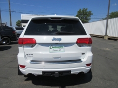 Used 2014 Jeep Grand Cherokee 4d SUV 4WD Overland at Charbonneau Car Center near Dickinson, ND